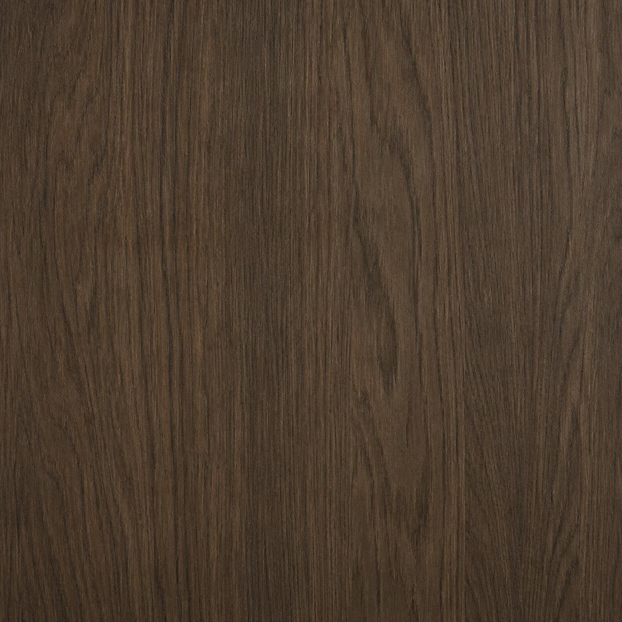 Smoked Oak — Soft grain, low sheen. Warmth without noise.